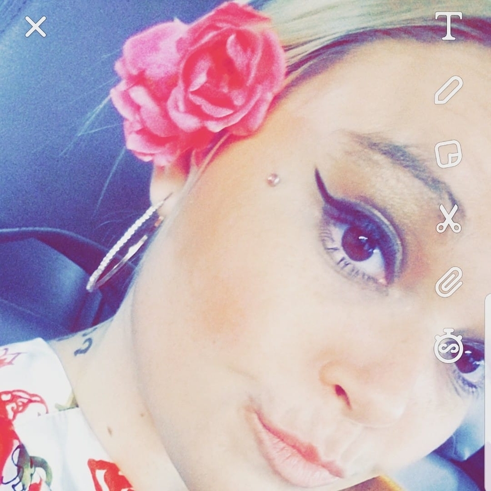 Meet your Posher, Tanya